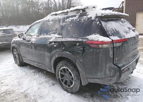 2024 Nissan Pathfinder Rock Creek 4Wd z USA, uszkodzony, nr VIN 5N1DR3BD2RC273442